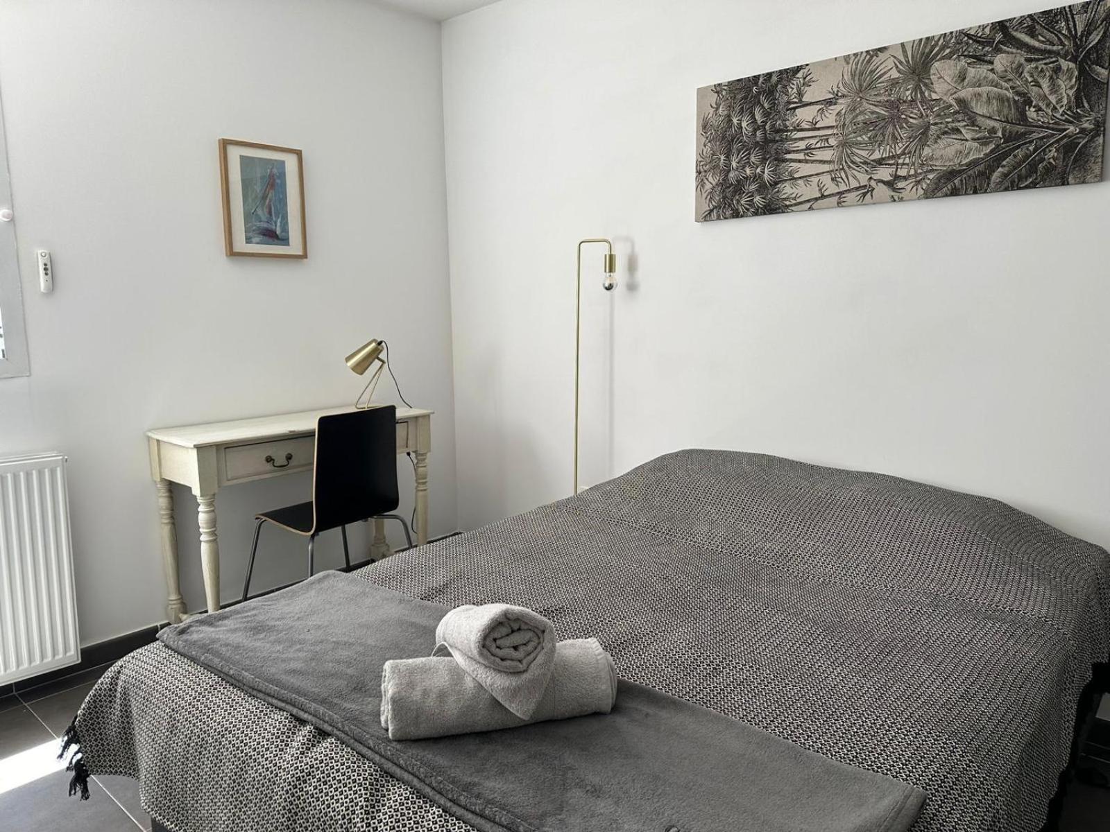 Appartement 6 Pers Prado Metro Parking Gratuit Et Wifi Marseille